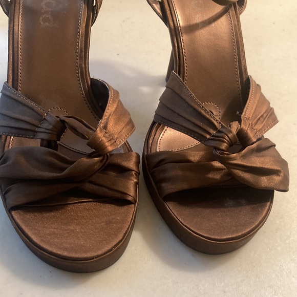 90s “Bijou” Mudd Brown Fabric Uppers Heels Sz 8 M - Picture 2 of 10